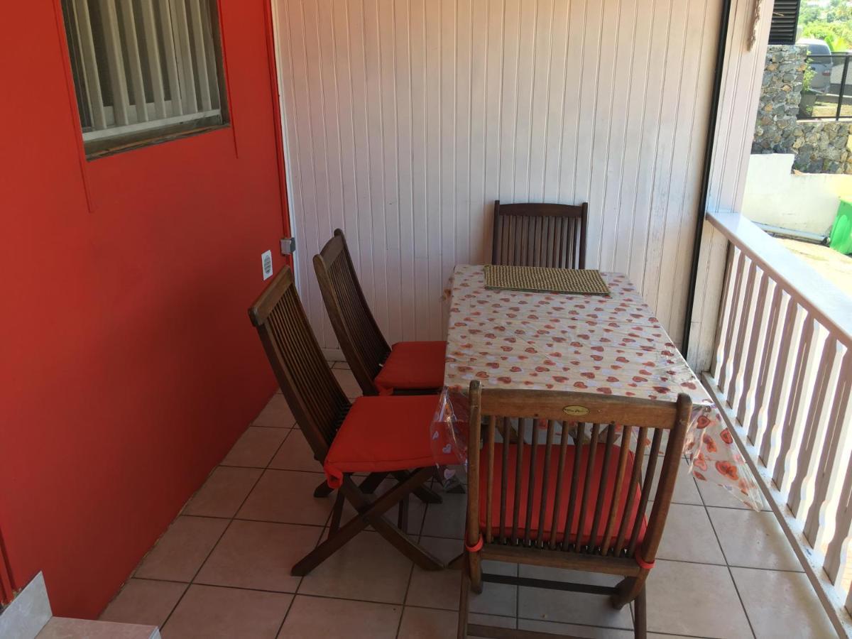 Les Anones Apartment Saint-Gilles Les Bains Exterior photo