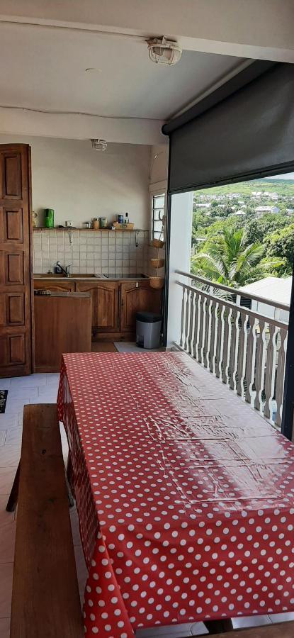Les Anones Apartment Saint-Gilles Les Bains Exterior photo